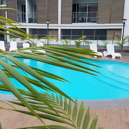 Madalenas Palace - Sunrise فونشال